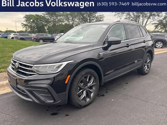 VOLKSWAGEN TIGUAN 4MOTION 2024 3VV2B7AX3RM024649 image